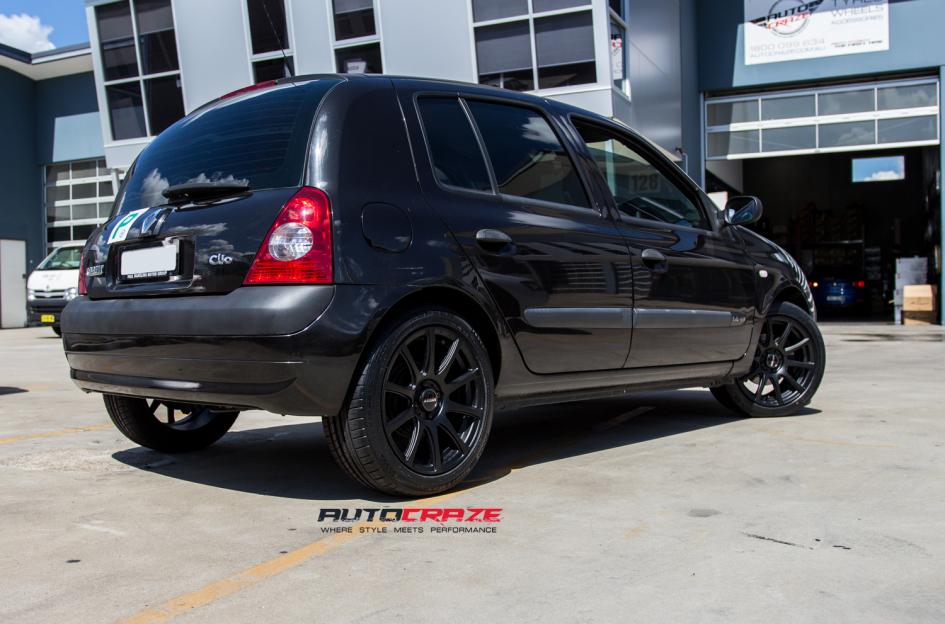 RENAULT CLIO CARBINE SATIN BLACK